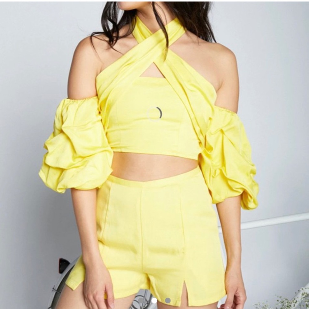 Eggie yellow cross cross set